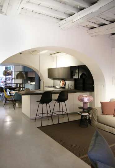 Rollandi Arredamenti Showroom La Spezia